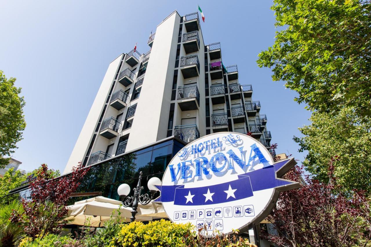 Hotel Verona Чезенатико Екстериор снимка